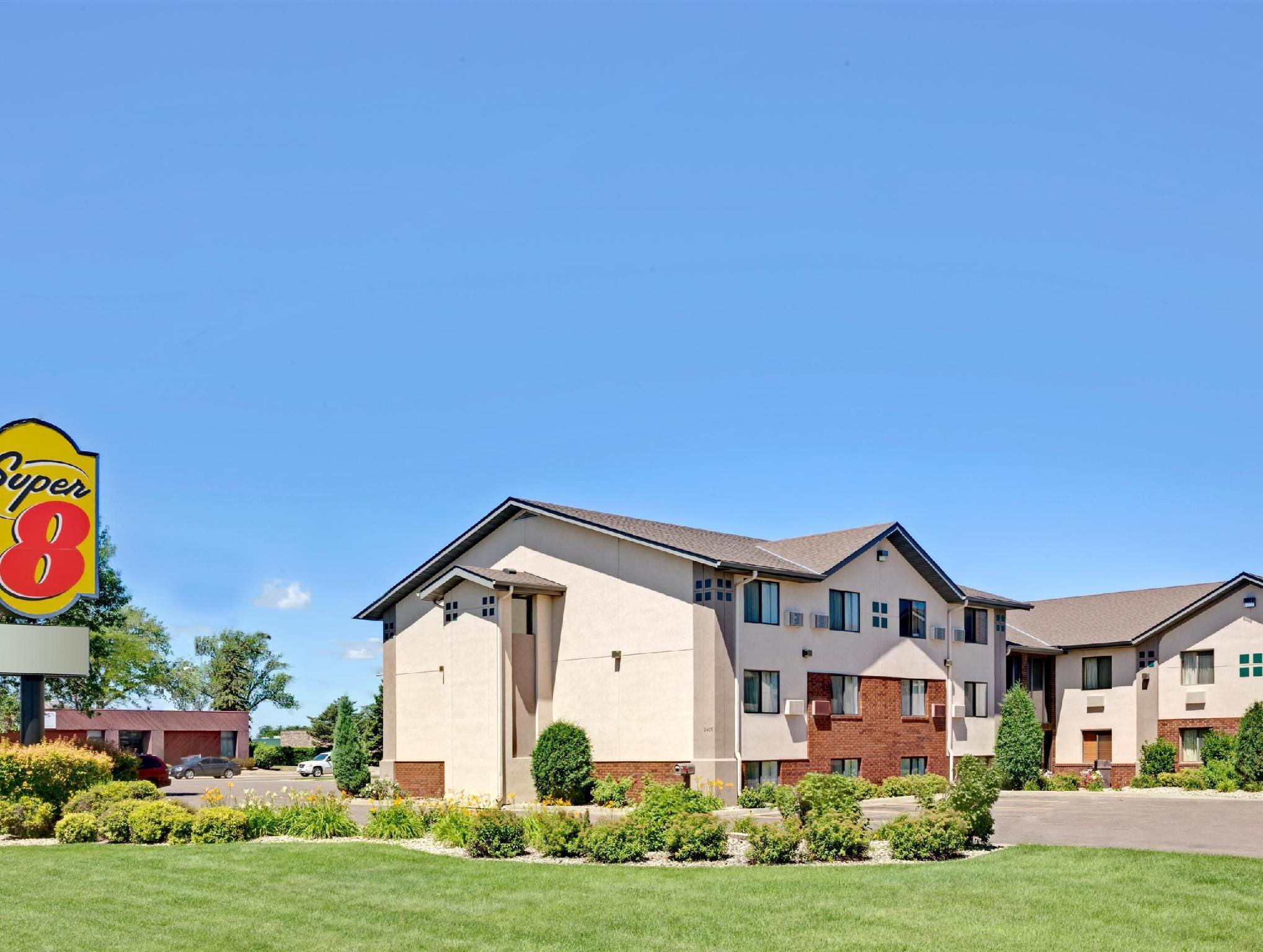 Super 8 By Wyndham Aberdeen East Exterior photo