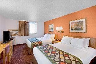 Super 8 By Wyndham Aberdeen East Room photo